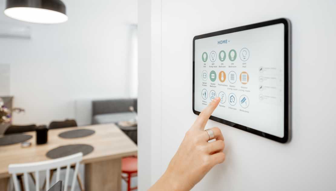 Using a smart home control panel for lighting and home automation